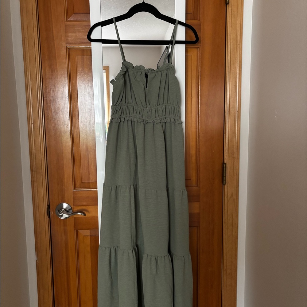 Kohl's Olive Green Tiered Maxi Dress